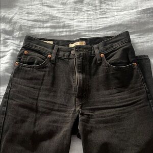 Black Levi’s Dad Jeans